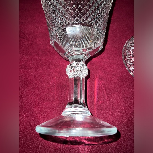 Vintage Indiana Glass Company Made in the USA Candy Dish - Picture 3 of 11